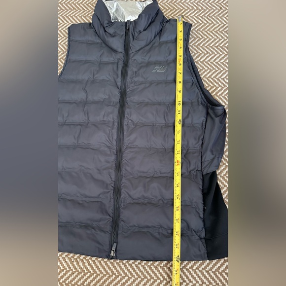 New Balance Jacket Lightweight Sport Vest size L - Picture 7 of 8